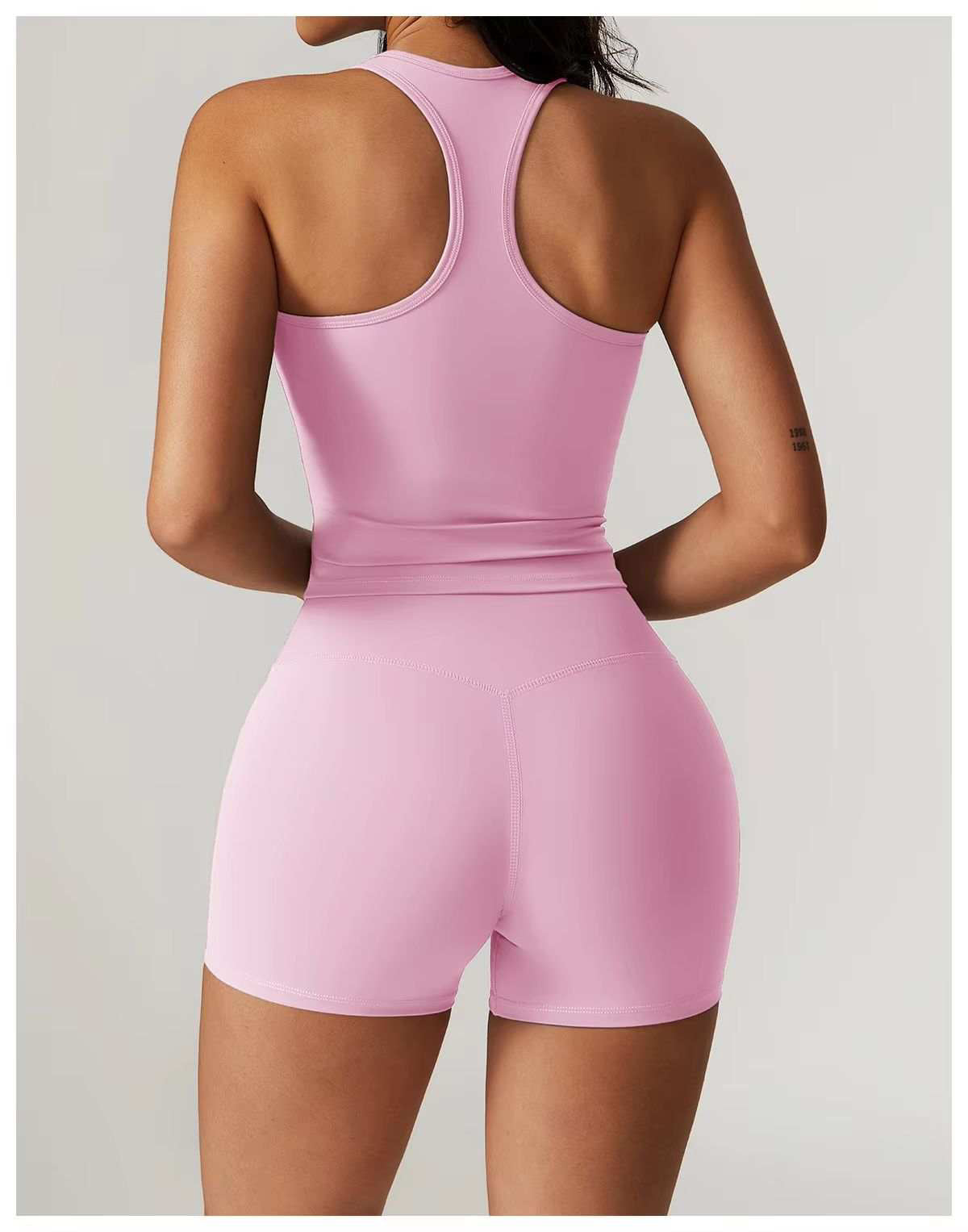Pink seamless square neck sports set